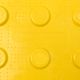 ПВХ тактильная плитка желтого цвета 500х500х5 с шахматными конусами купить по оптовой цене с доставкой по РФ
